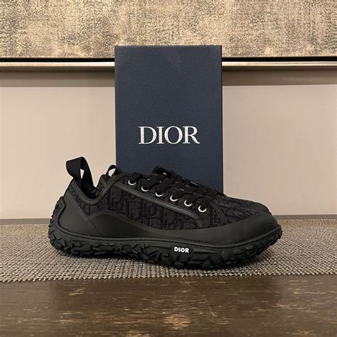 Dior b28 sneakers